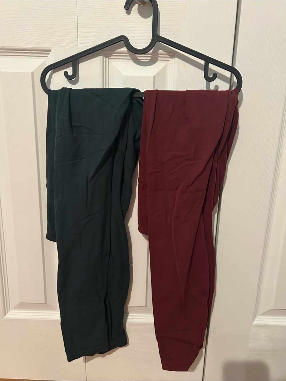 Roots Colorblock Leggings in Deep Green and Burgundy